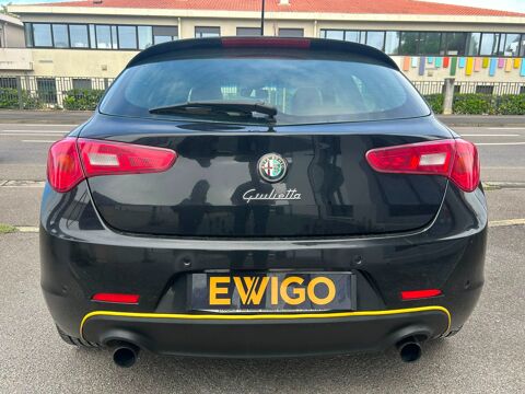Giulietta 2.0 JTDM 170 CH EXCLUSIVE S&S / DISTRIBUTION + EMBRAYAGE NEU 2012 occasion 40000 Mont-de-Marsan