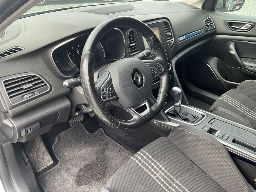 M&eacute;gane GT 160CH / CARPLAY / SIEGE BAQUET / BLEUTOOTH 2019 occasion 17000 La Rochelle
