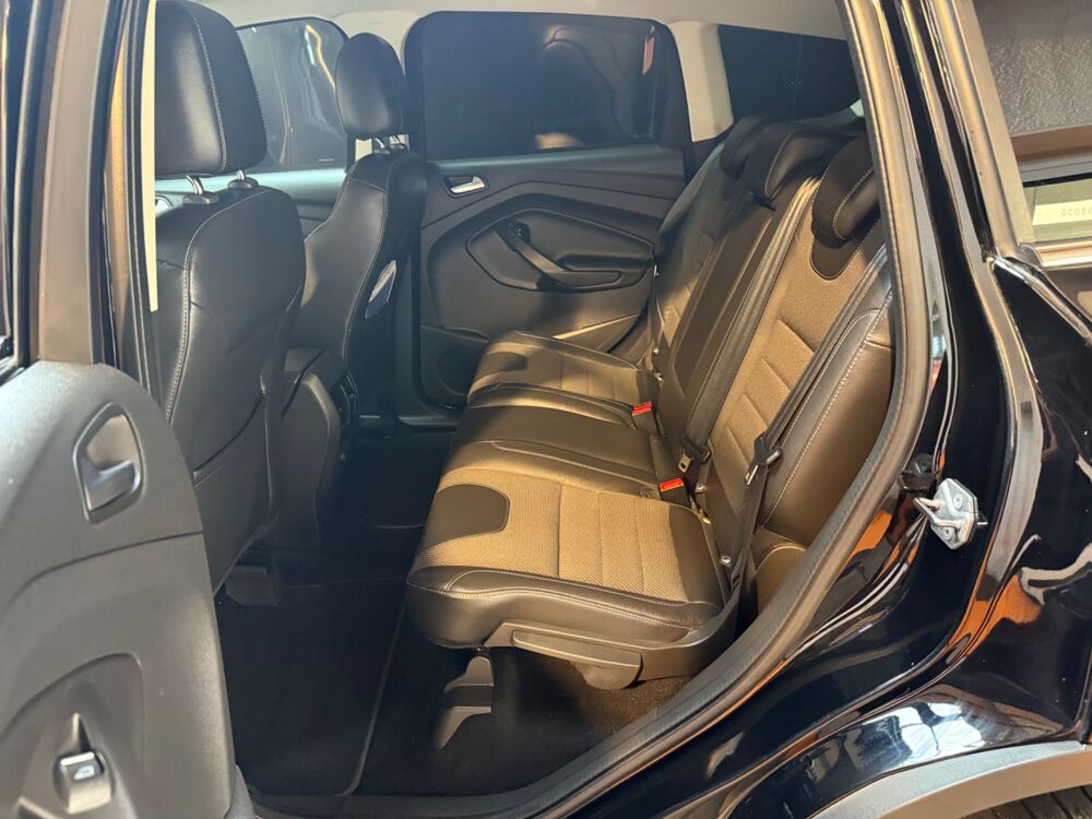 Kuga 1.5 ECOBOOST 150 TITANIUM-S 4X2 // ENTRETIEN CONSTRUCTEUR // 2016 occasion 33320 Eysines