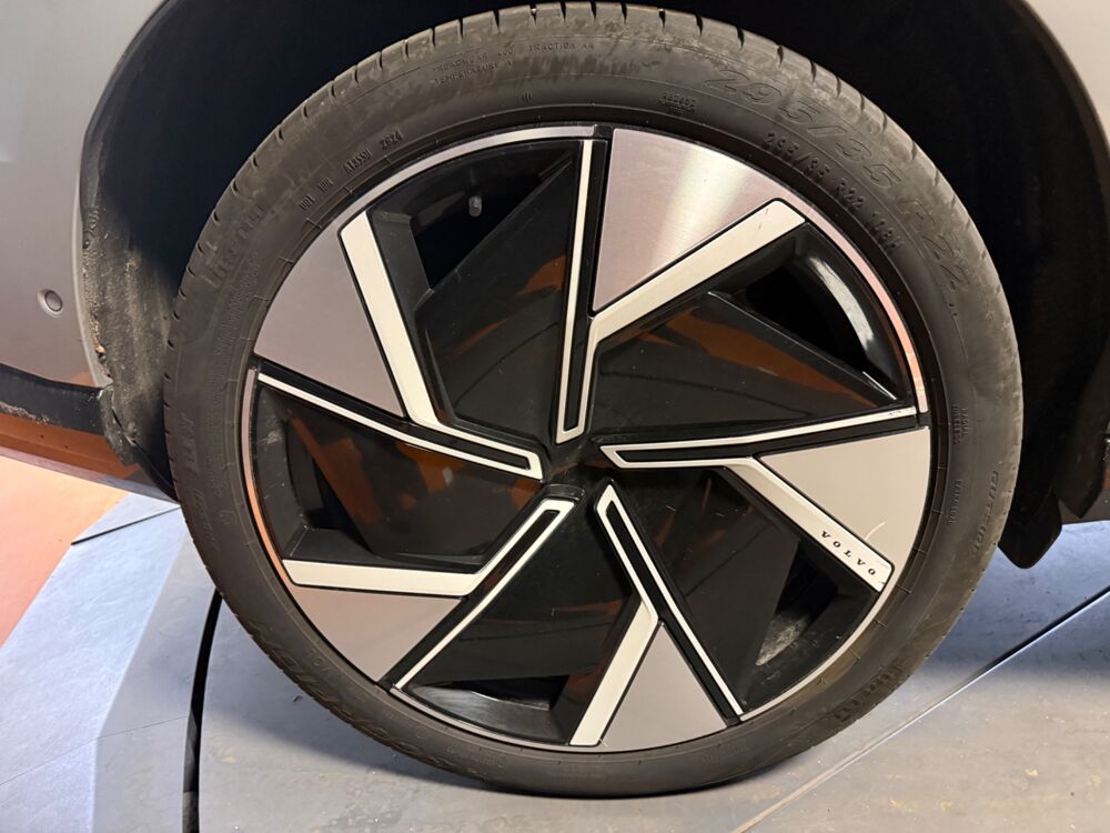 XC90 EX90 TWIN PERFORMANCE 517 CH 111 KWH // BOWERS & WILKINS // 2024 occasion 44300 Nantes