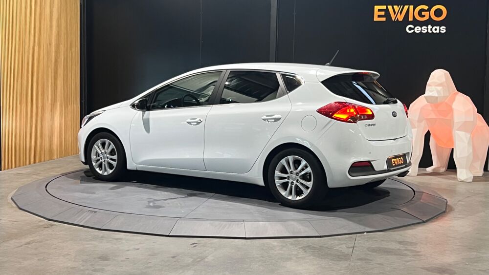 Ceed 1.6 GDI 135ch ACTIVE - REGULATEUR DE VITESSE - CLIMATISATION 2014 occasion 33610 Cestas