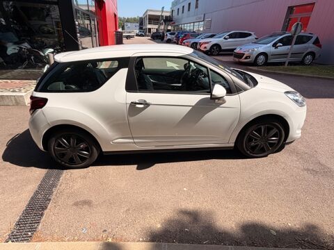 DS3 1.4 HDI 70CH CHIC - ORDINATEUR DE BORD - VITRES ELECTRIQUES 2011 occasion 76150 Saint-Jean-du-Cardonnay