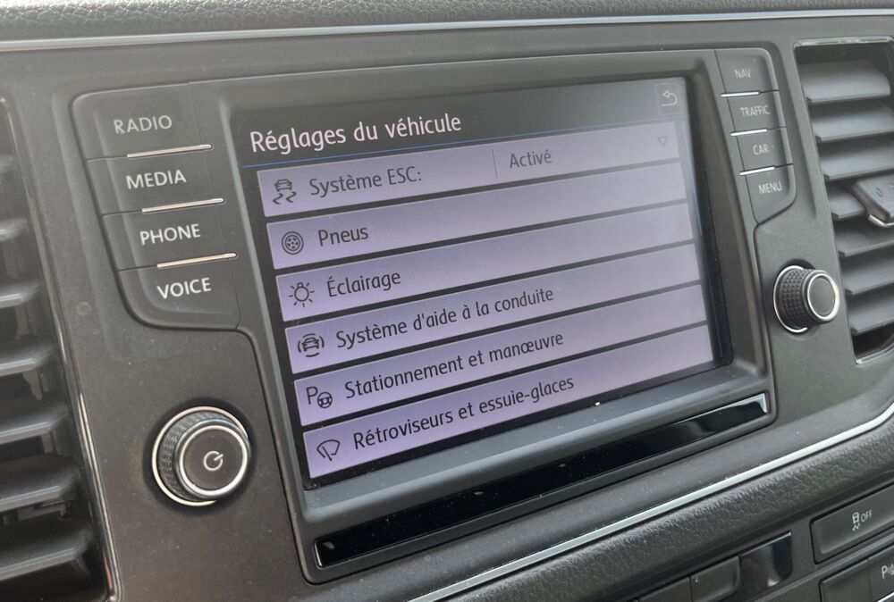 Crafter FOURGON 2.0 TDI 175 30 L3H3 BUSINESS LINE BVA + CARPLAY + CA 2019 occasion 54000 Nancy