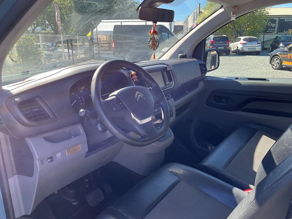 Jumpy FOURGON 2.0 BLUEHDI 175 XS L1 / ENTRETIENS CITROEN / KIT TYP 2022 occasion 17000 La Rochelle