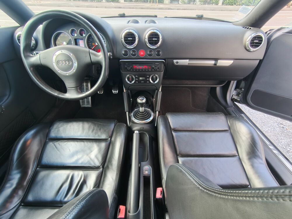 TT COUPE 1.8 T 165 Ch DESIGN EDITION / SELLERIE CUIR 2006 occasion 40000 Mont-de-Marsan