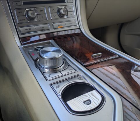 XF S - V6 3.0 D 275ch LUXURY PREMIUM BVA 2010 occasion 25300 Pontarlier