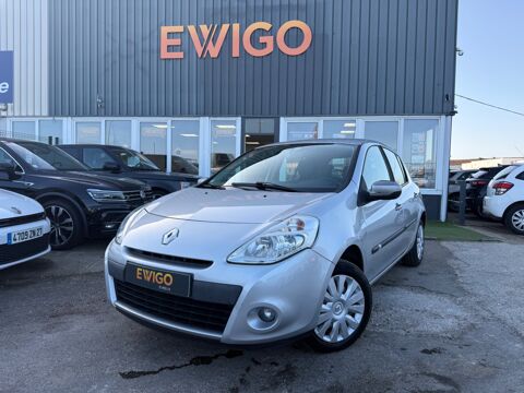 Renault clio 1.5 DCI 85CH CONFORT EXPRESSION - VITRES
