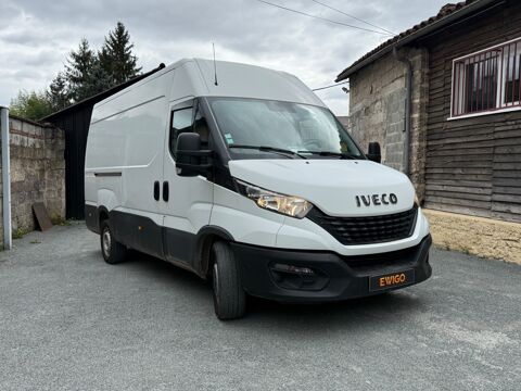 Daily Iveco Fourgon 35S Fg 35S14 V12 136 Ch 2021 occasion 24750 Tr&eacute;lissac
