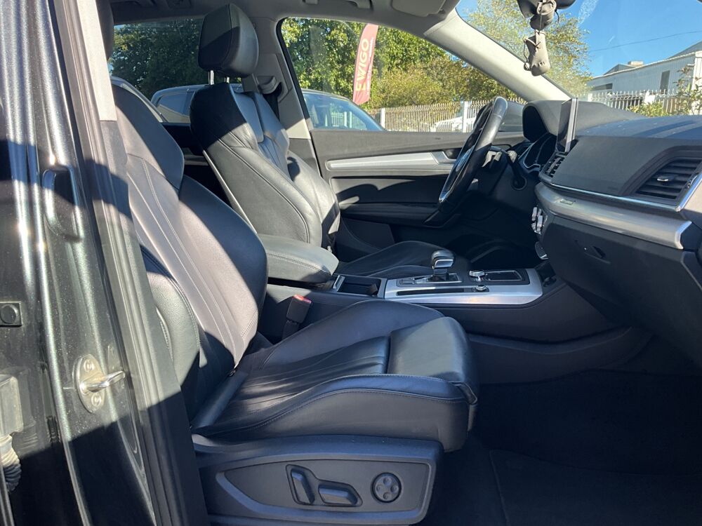 Q5 2.0 40 TDI 190 CH AVUS QUATTRO S-TRONIC BVA / CARPLAY / TOIT 2018 occasion 17000 La Rochelle