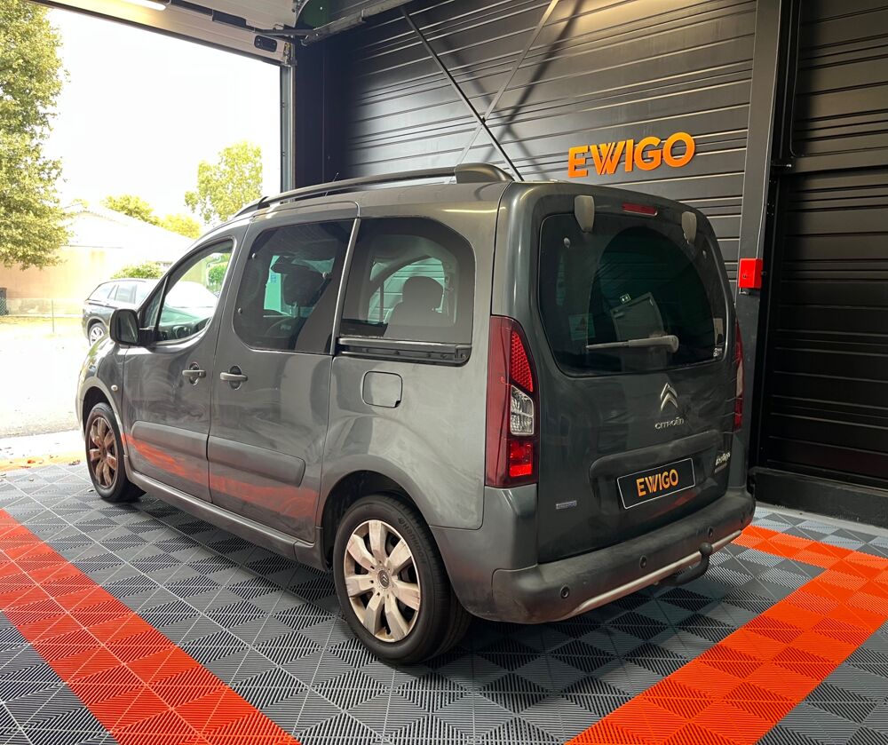 Berlingo GENERATION-II MULTISPACE 1.6 BLUEHDI 100CH XTR+ / DISTRIBUTI 2015 occasion 33260 La Teste-de-Buch