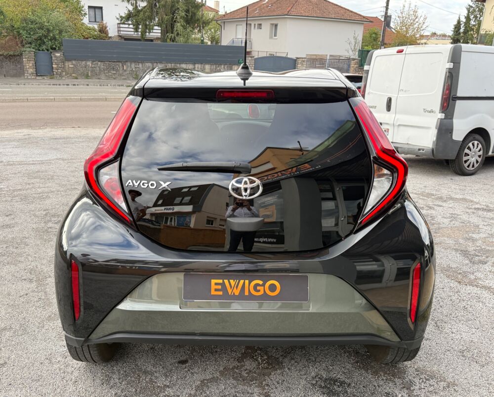 Aygo 1.0 VVTi 70 CH DESIGN 2023 occasion 25000 Besan&ccedil;on