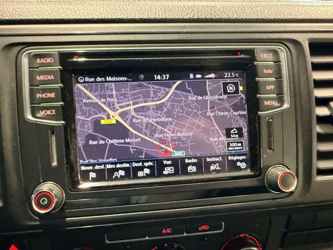 Transporter FOURGON AMMENAG&Eacute; - 2.0 TDI 150 L1H1 BUSINESS LINE PLUS DSG B 2017 occasion 79000 Niort
