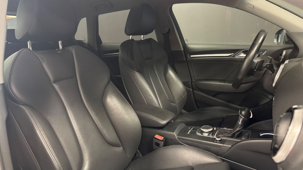 A3 SPORTBACK 1.5 TFSI CoD 150ch S-TRONIC 7 DESIGN LUXE 2017 occasion 34430 Saint-Jean-de-V&eacute;das