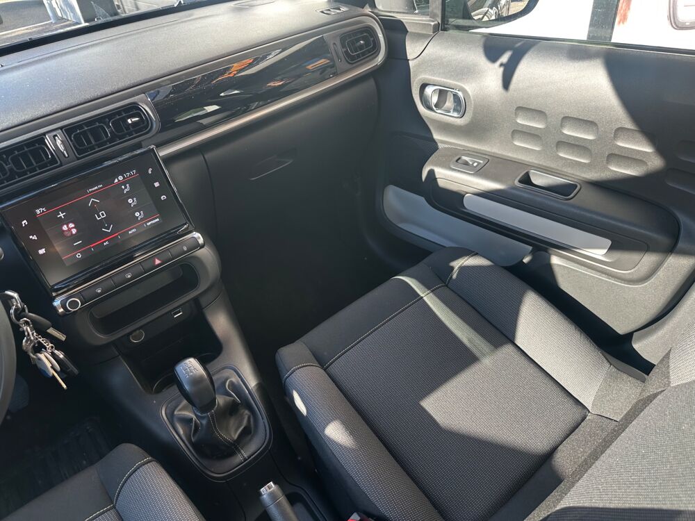 C3 1.2 80ch FEEL PACK / CLIM / RADAR DE RECUL / BLUETOOTH 2022 occasion 38420 Le Versoud
