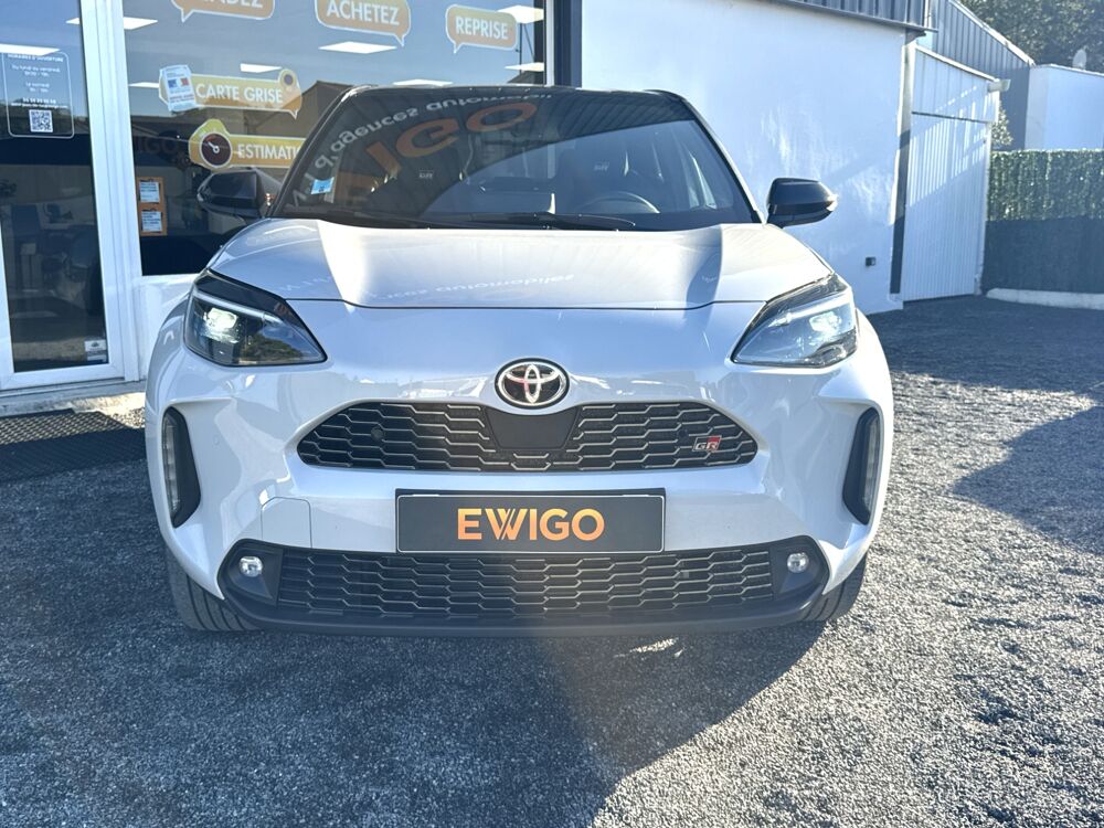 Yaris CROSS 1.5 116h Hybride GR Sport BVA / 1&egrave;re main / Entretien 2023 occasion 64122 Urrugne