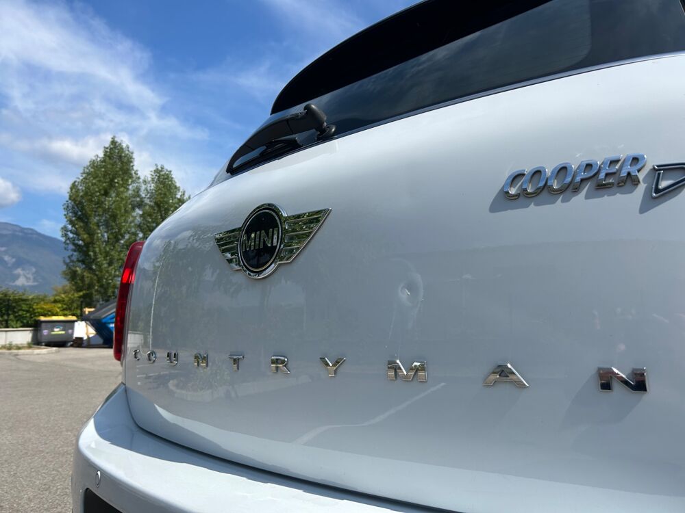 Countryman 1.6L D 112ch COOPER PACK CHILI - TOIT OUVRANT + RADARS AR 2015 occasion 38420 Le Versoud