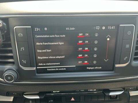 Vivaro COMBI 2.0 D 145 CH L3H1 XL BVA CABINE APPROFONDIE / AMENAGE 2023 occasion 17000 La Rochelle