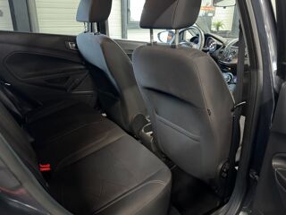 Fiesta 1.5 TDCI 75 Ch -TREND - DISTRIBUTION OK 2013 occasion 79000 Niort