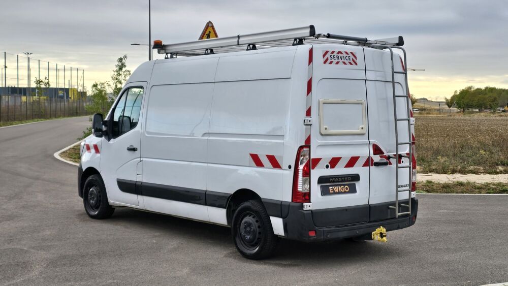 Master FOURGON 2.3 BLUEDCI 135 ch 35 L2H2 CONFORT TRACTION FWD // 1 2022 occasion 21850 Saint-Apollinaire