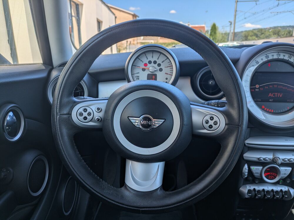 Cooper 1.6 120cv COOPER / RADAR DE RECUL / FEUX AUTO / REGULATEUR / 2008 occasion 69420 Ampuis