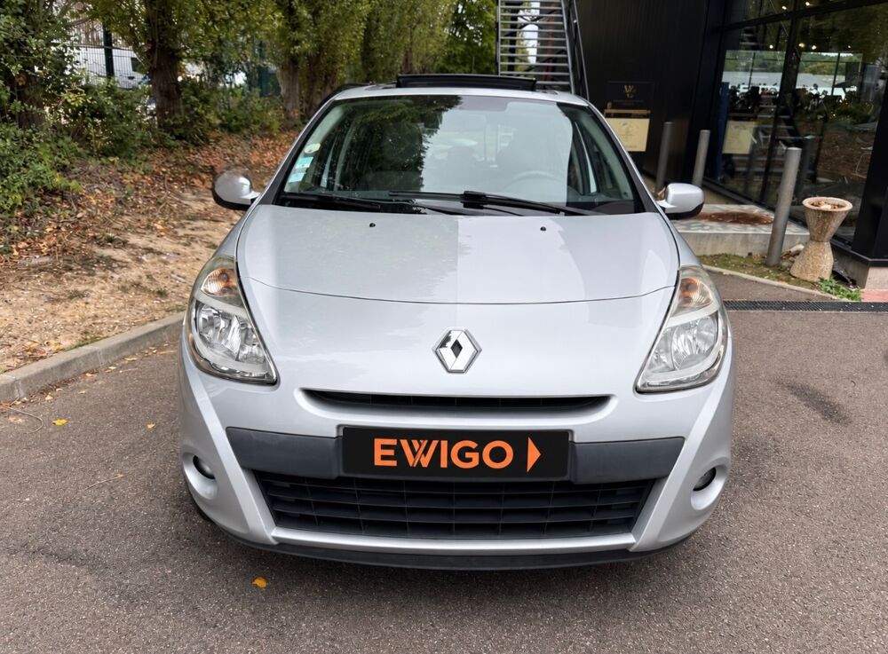 Clio 1.5 DCI 70Ch PRIVILEGE - TOIT OUVRANT - CLIMATISATION 2009 occasion 76150 Saint-Jean-du-Cardonnay