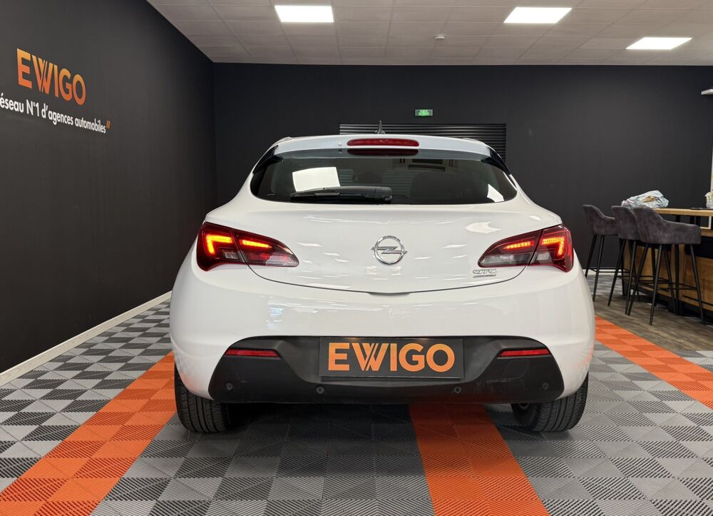 Astra GTC 1.7 CDTI 130ch FAP START/STOP SPORT 2013 occasion 34430 Saint-Jean-de-V&eacute;das