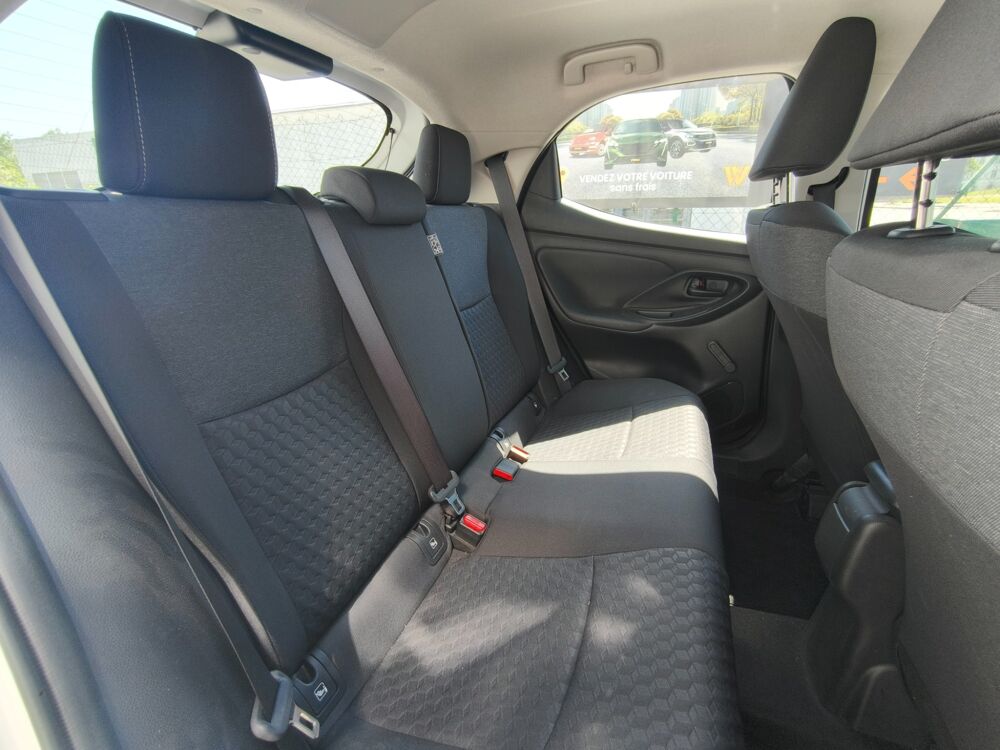 Yaris 1.5 116 CH FULL-HYBRID HATCHBACK DYNAMIC BVA 1ERE MAIN / CAR 2023 occasion 40000 Mont-de-Marsan