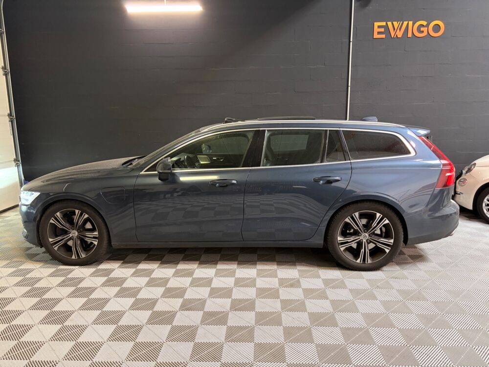 V60 2.0 T8 303 ch + 87 ELEC TWIN-ENGINE HYBRID INSCRIPTION LUXE 2020 occasion 78125 Gazeran