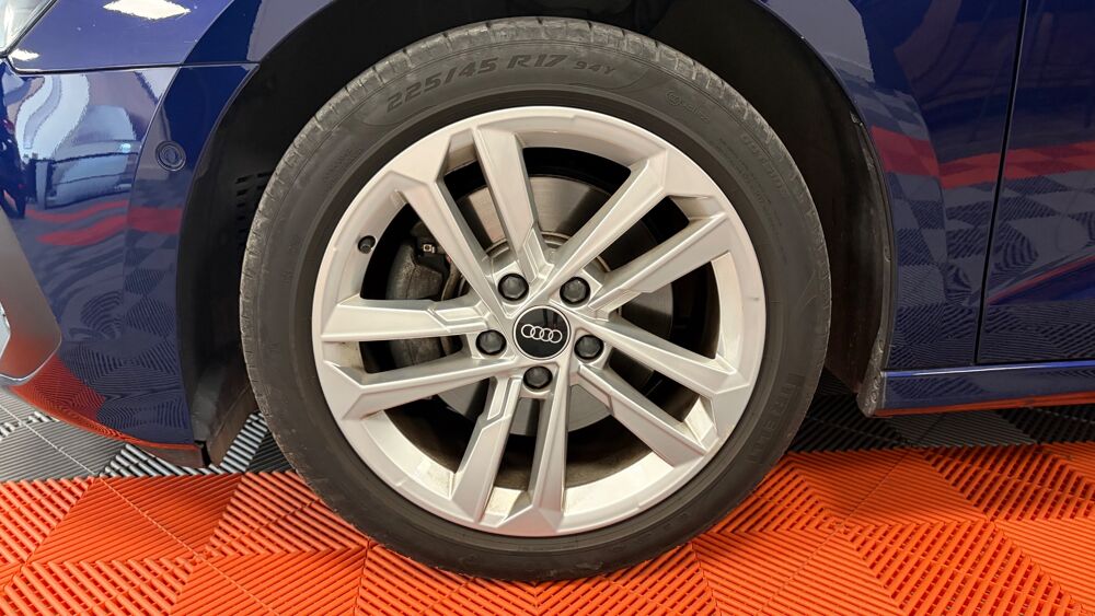 A3 SPORTBACK 35 TFSI 150ch DESIGN // ENTRETIEN CONSTRUCTEUR 2021 occasion 34430 Saint-Jean-de-V&eacute;das
