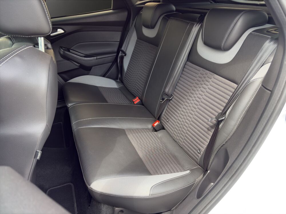 Focus 2.0 ECOBOOST 250 ST ENTRETIEN FORD - CT VIERGE - GARANTIE 6 2016 occasion 68000 Colmar