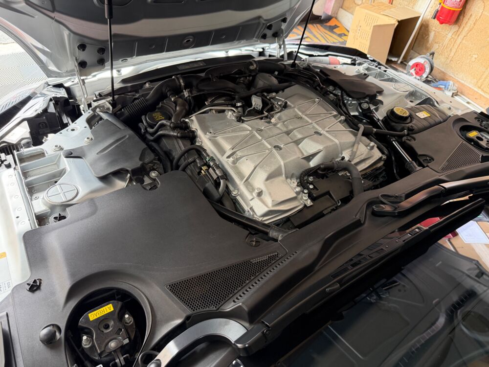 F-Type (2) COUPE 5.0 575CH SVR AWD BVA FREIN CERAMIQUE NO FAP 2017 occasion 60740 Saint-Maximin