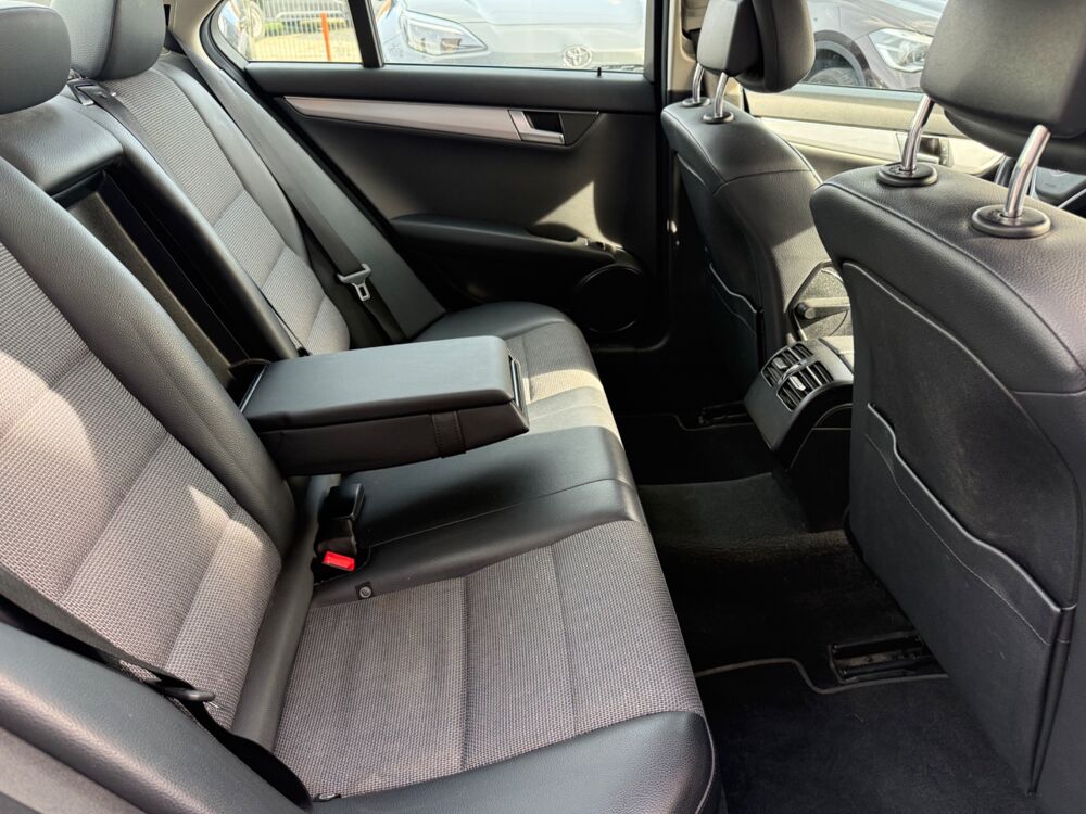 Classe C 2.2 220 CDi 170 AVANTGARDE 7G-TRONIC - BOITE AUTO 2011 occasion 33210 Maz&egrave;res