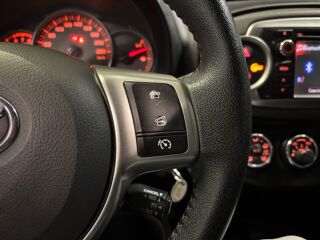 Yaris 1.3 VVTI 100ch DYNAMIC BVM REGULATEUR DE VITESSE/ CAMERA DE 2014 occasion 78125 Gazeran