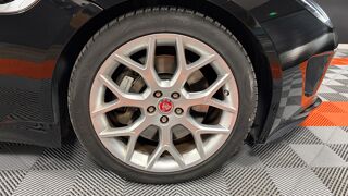 F-Type COUPE V6 3.0 SURALIMENTE 340ch BVA8 2015 occasion 34430 Saint-Jean-de-V&eacute;das
