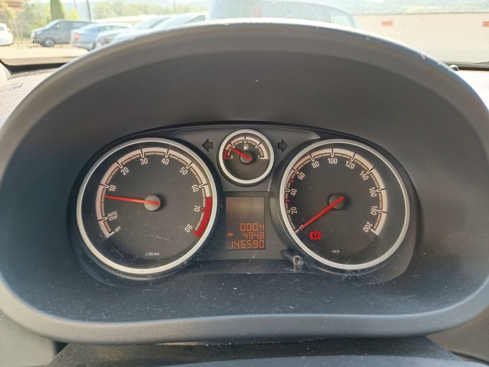Corsa 1.4 TURBO TWINPORT 120 - COLOR EDITION START-STOP - TOIT OUV 2013 occasion 69420 Ampuis