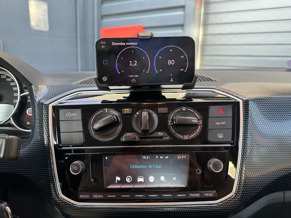 UP 1.0 60CH / LOUNGE / CAMERA RECUL - GPS - BLUETOOTH 2020 occasion 44220 Cou&euml;ron