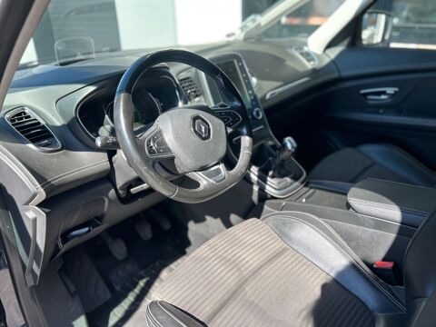 Grand scenic IV 1.2L TCE 130ch 7 PLACES ENERGY INTENS - CAMERA DE RECUL 2017 occasion 38420 Le Versoud