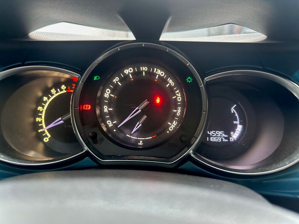 DS3 1.2 PURETECH 110 CABRlOLET SO CHlC START-STOP 2015 occasion 55430 Belleville-sur-Meuse