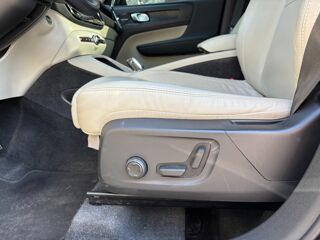 XC40 1.5 T5 262CH 180Ch+82Ch TWIN-ENGINE RECHARGE PHEV ULTIMATE 2 2023 occasion 13009 Marseille