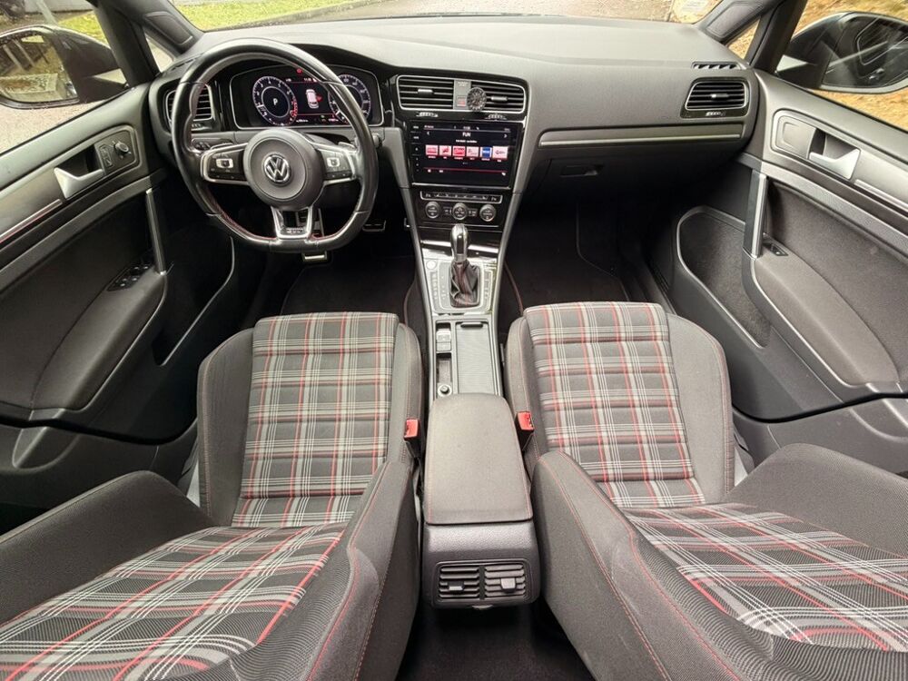 Golf 2.0 TSI 230Ch BLUEMOTION GTI DSG BVA - CAMERA DE RECUL - TOI 2018 occasion 76150 Saint-Jean-du-Cardonnay