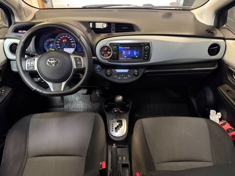 Yaris 1.5 VVTI 100H 75CH HYBRID DYNAMIC BVA ENTRETIEN CONSTRUCTEUR 2012 occasion 78125 Gazeran