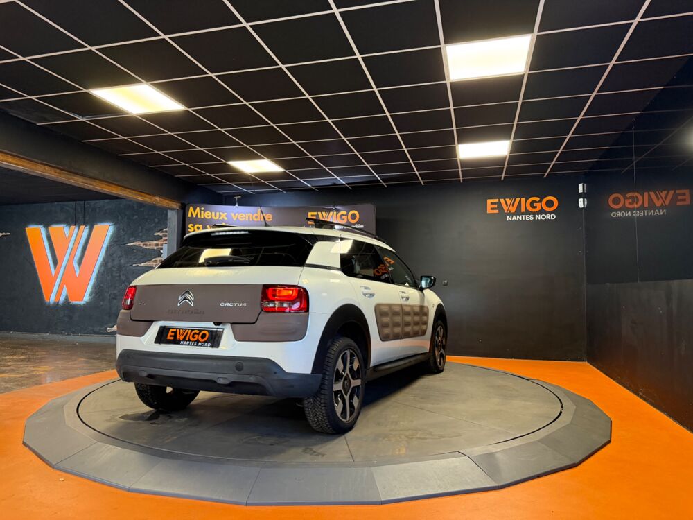 C4 cactus 1.6 BLUEHDI 100 SHINE // CAMERA DE RECUL // CLIMATISATION // 2015 occasion 44300 Nantes