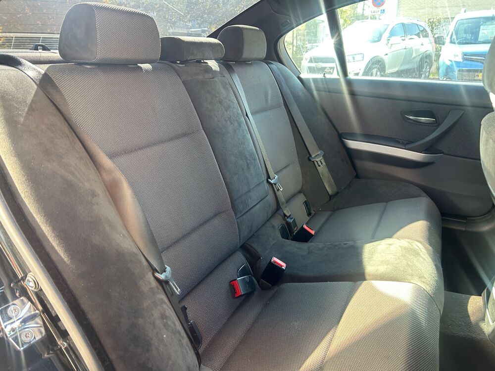 S&eacute;rie 3 2.0L 320D 175ch SPORT DESIGN - RADARS AV/AR 2008 occasion 38420 Le Versoud