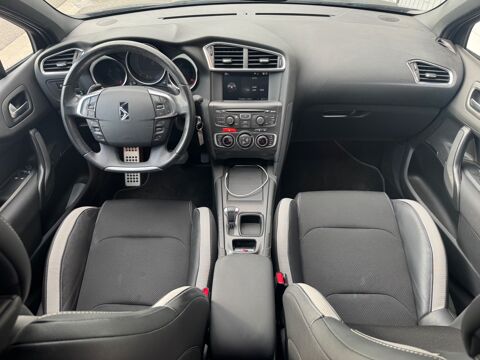 DS4 CITROEN 1.6 L HDI 115ch URBAN SHOW COURROIE OK / RADAR DE RE 2014 occasion 38420 Le Versoud