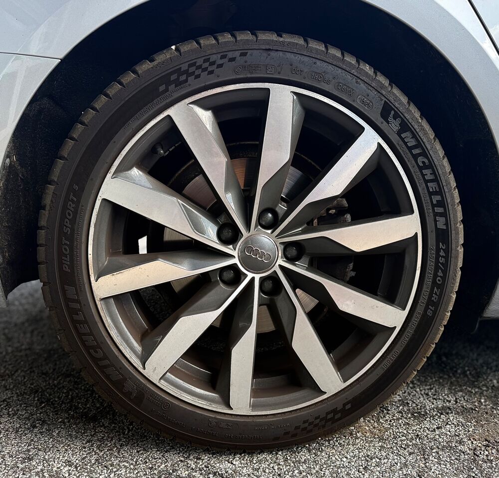 A4 AVANT 2.0 40 TFSI 200 HYBRID MHEV AVUS S-TRONIC BVA CARPLAY 2020 occasion 25000 Besan&ccedil;on