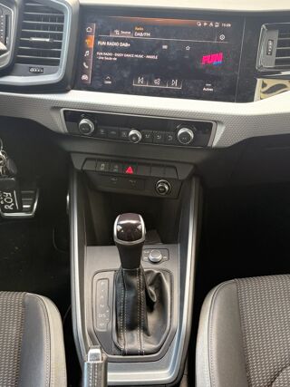 A1 SPORTBACK 1.0 25 TFSI 95 ch S-LINE S-TRONIC 7 2022 occasion 64320 Idron