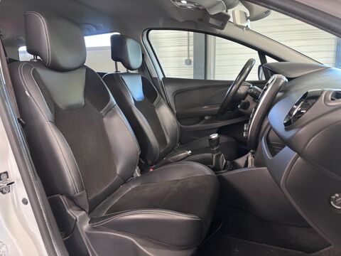 Clio ESTATE 1.5 DCI 110 Ch - LIMITED - ENTRETIEN CONSTRUCTEUR - D 2017 occasion 79000 Niort