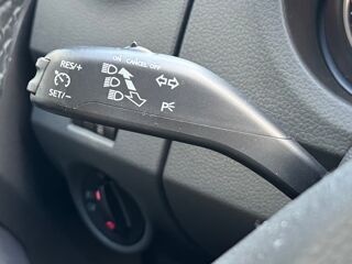 Amarok 2.0 TDI 180 4MOTION BVA + ATTELAGE + CLIM + RADAR AR 2013 occasion 54000 Nancy