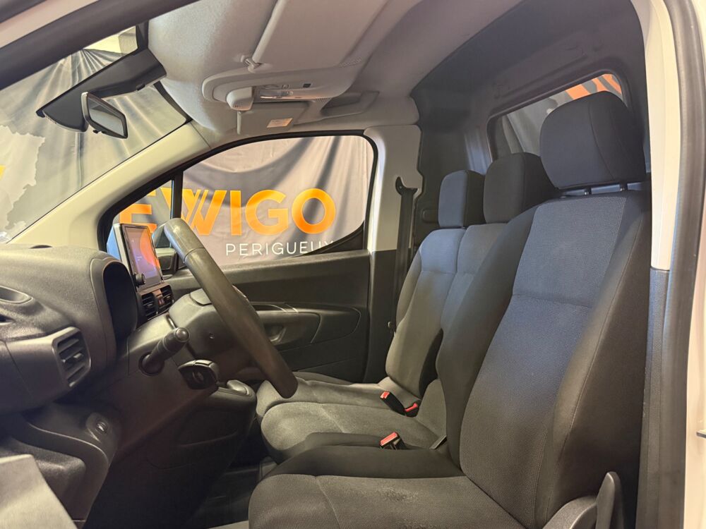 Proace FOURGON 1.5 D4D 130 Ch L1 DYNAMIC - GPS / CARPLAY / CAM DE R 2020 occasion 24750 Tr&eacute;lissac