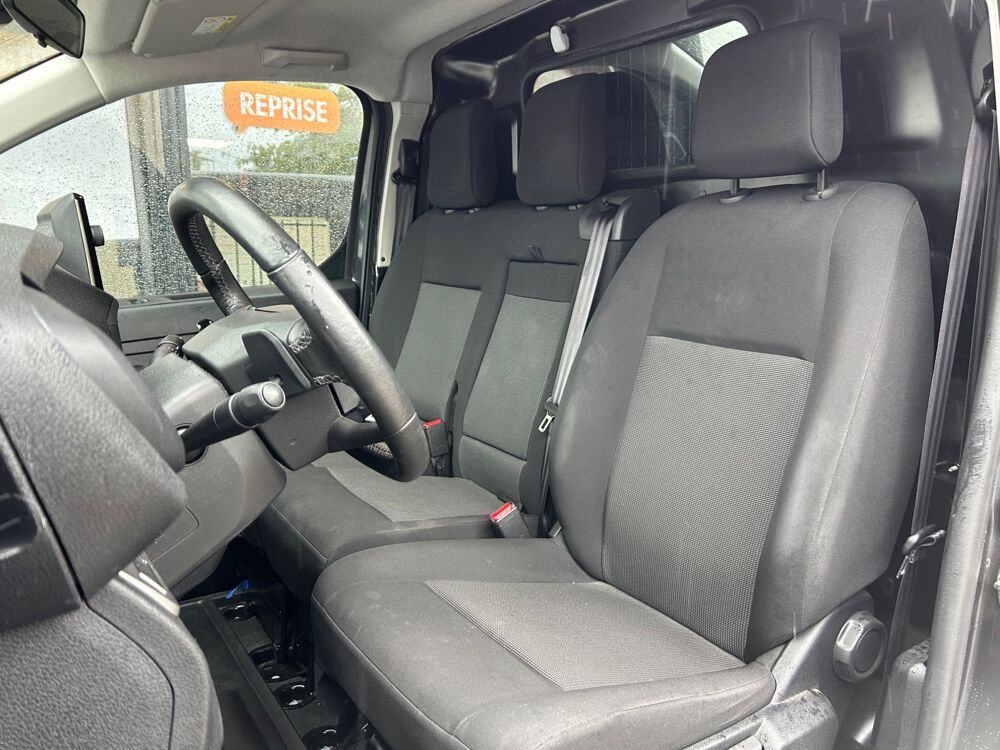 Proace FOURGON 2.0L 140ch H1L1 TECHNO MC24 + ATTELAGE + CARPLAY + C 2025 occasion 38420 Le Versoud